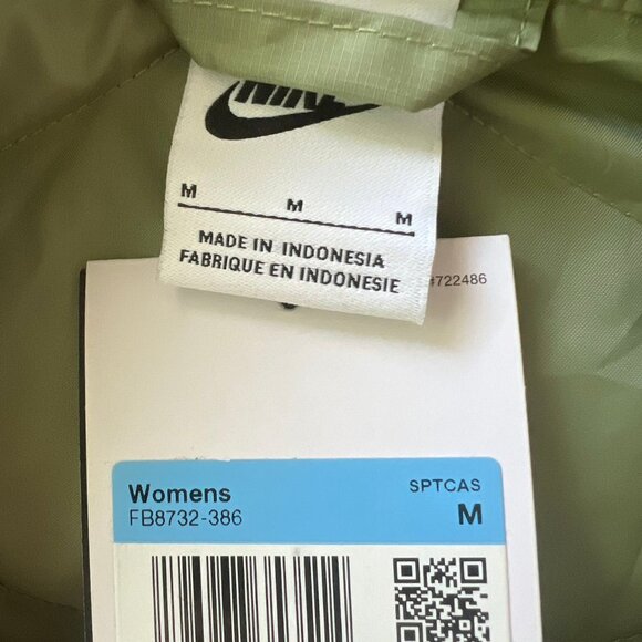 Nike Womens Oversized Quilted Trench Puffer Coat Oil Green FB8732-832 Medium - Picture 5 of 5